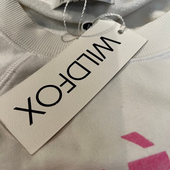 NWT WILDFOX Apres-Ski Kiss Me White Long Sleeve Sweatshirt Size Medium - Picture 9 of 11